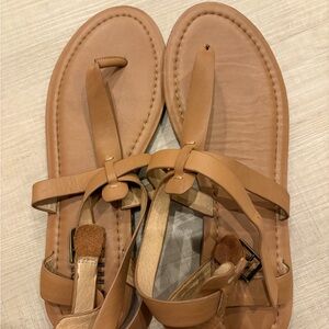 Like New Frye Taylor Ankle Strap Sandal